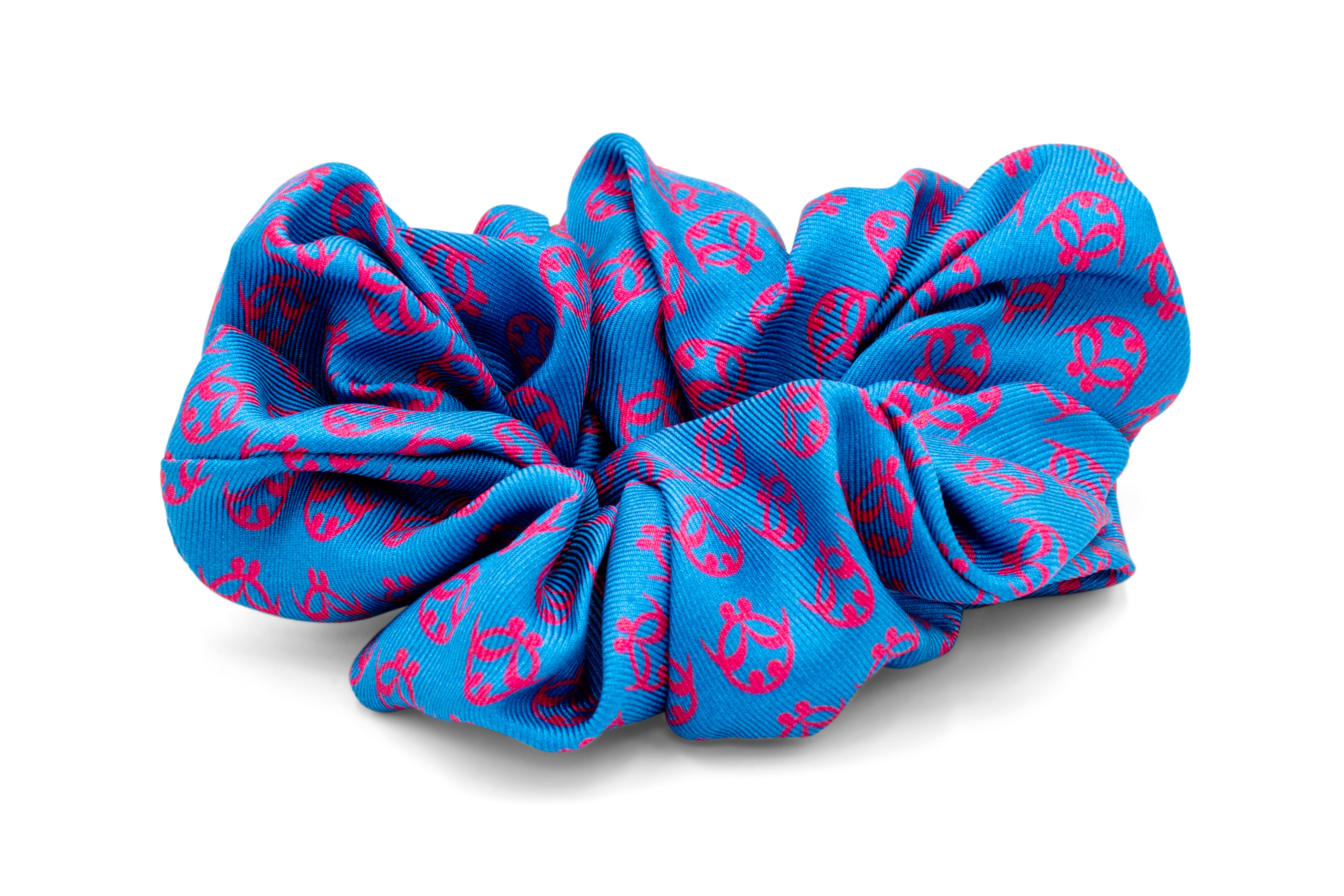 Ti Koro Nko Agyina Silk Scrunchie (Red on Electric Blue)